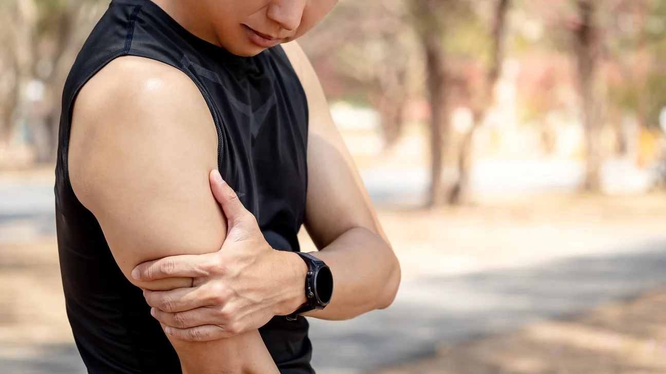 Biceps Tendonitis & Tear Treatment in Coachella Valley