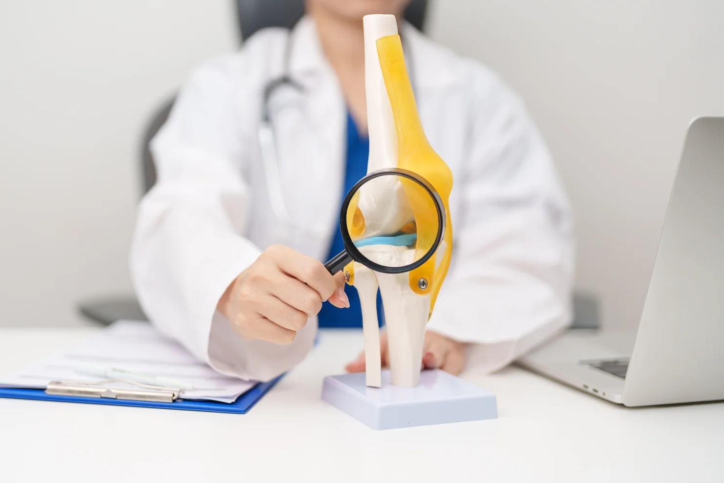 MCL Tear Treatment in Coachella Valley